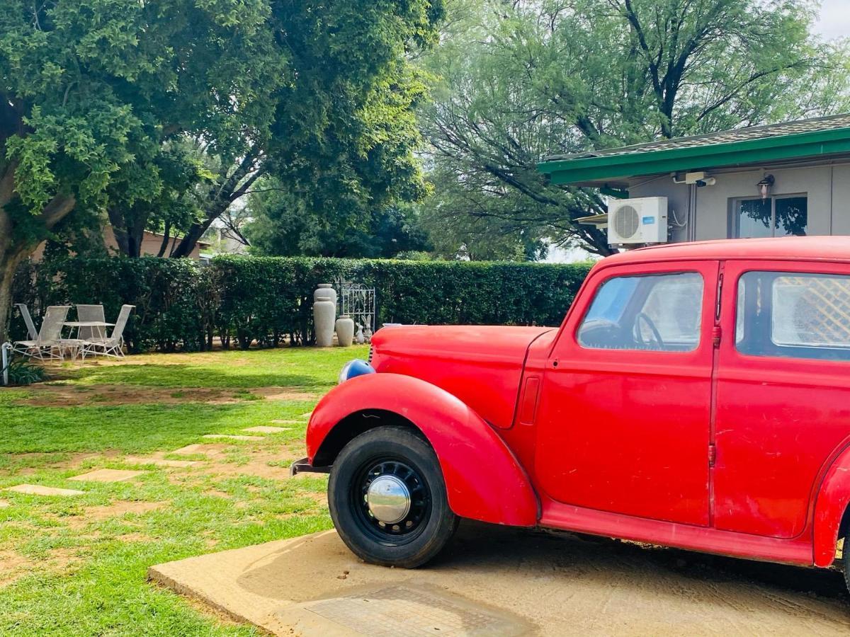 Biekiesvlei Hotel Lichtenburg Eksteriør billede