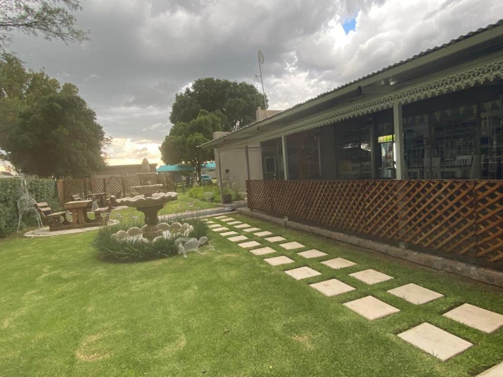 Biekiesvlei Hotel Lichtenburg Eksteriør billede